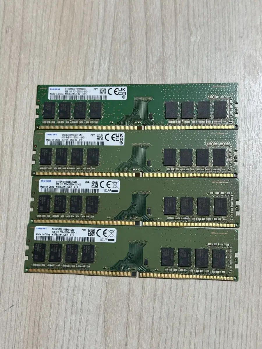 Ddr4 8기가 램 4개 팝니다